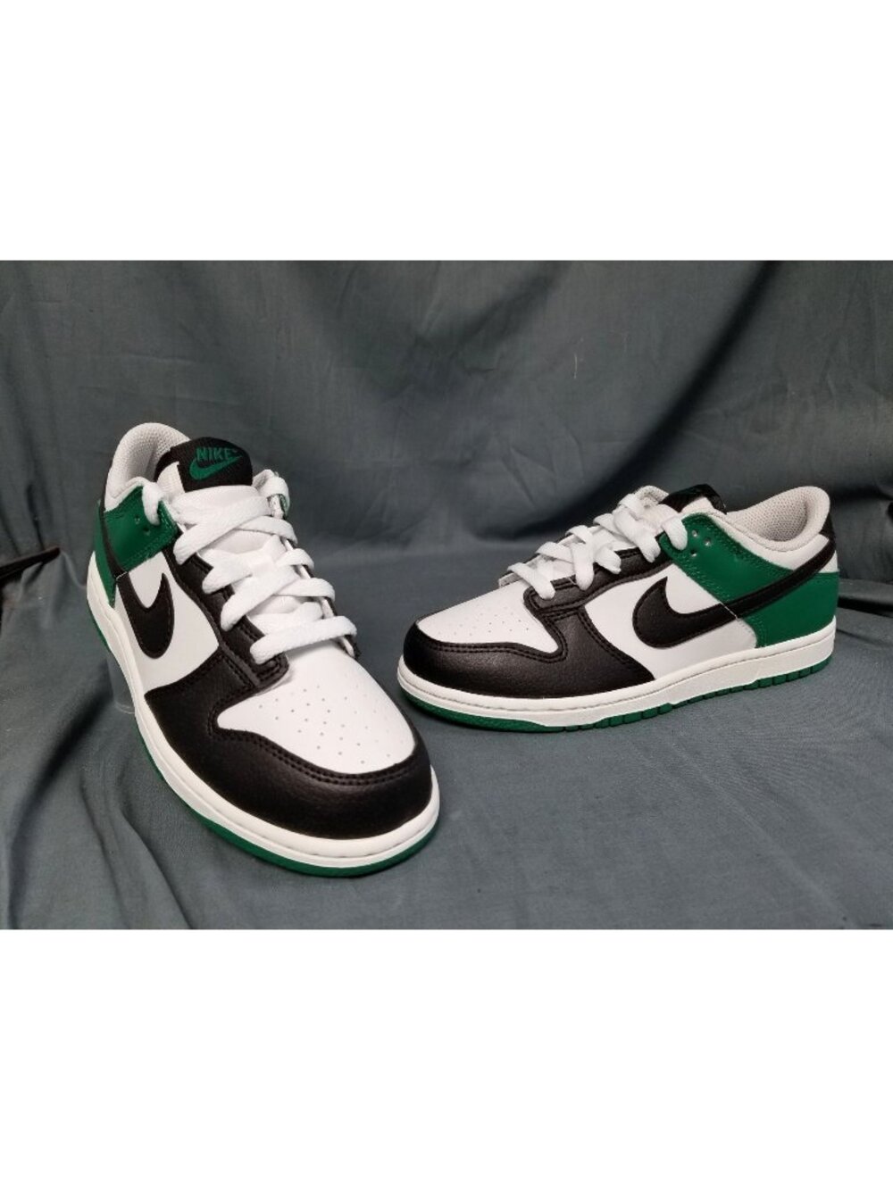 Nike Dunk Low RP (GS) Sneakers White/Black/Green Boys Size 3.5 NEW NO BOX!